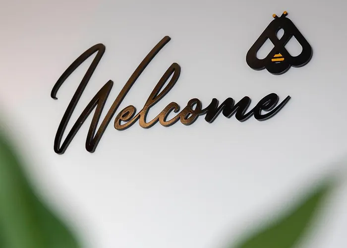 Apartment The Bee Nikiana